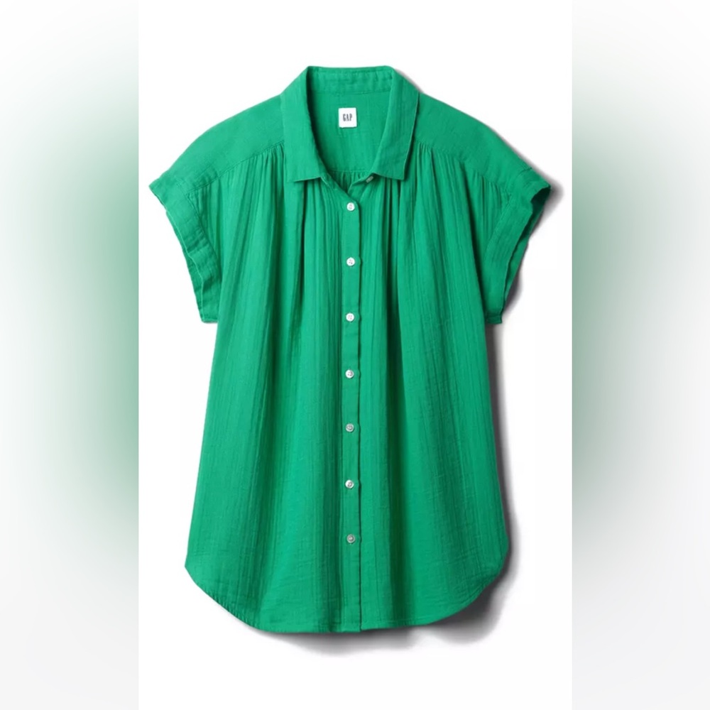 NWT Gap Crinkle Gauze Short Sleeved Shirt